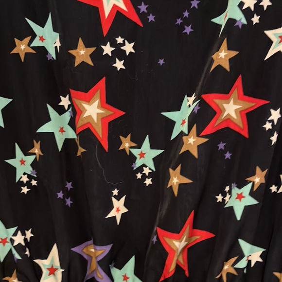 Navy dress with vibrant star pattern! - Picture 2 of 3